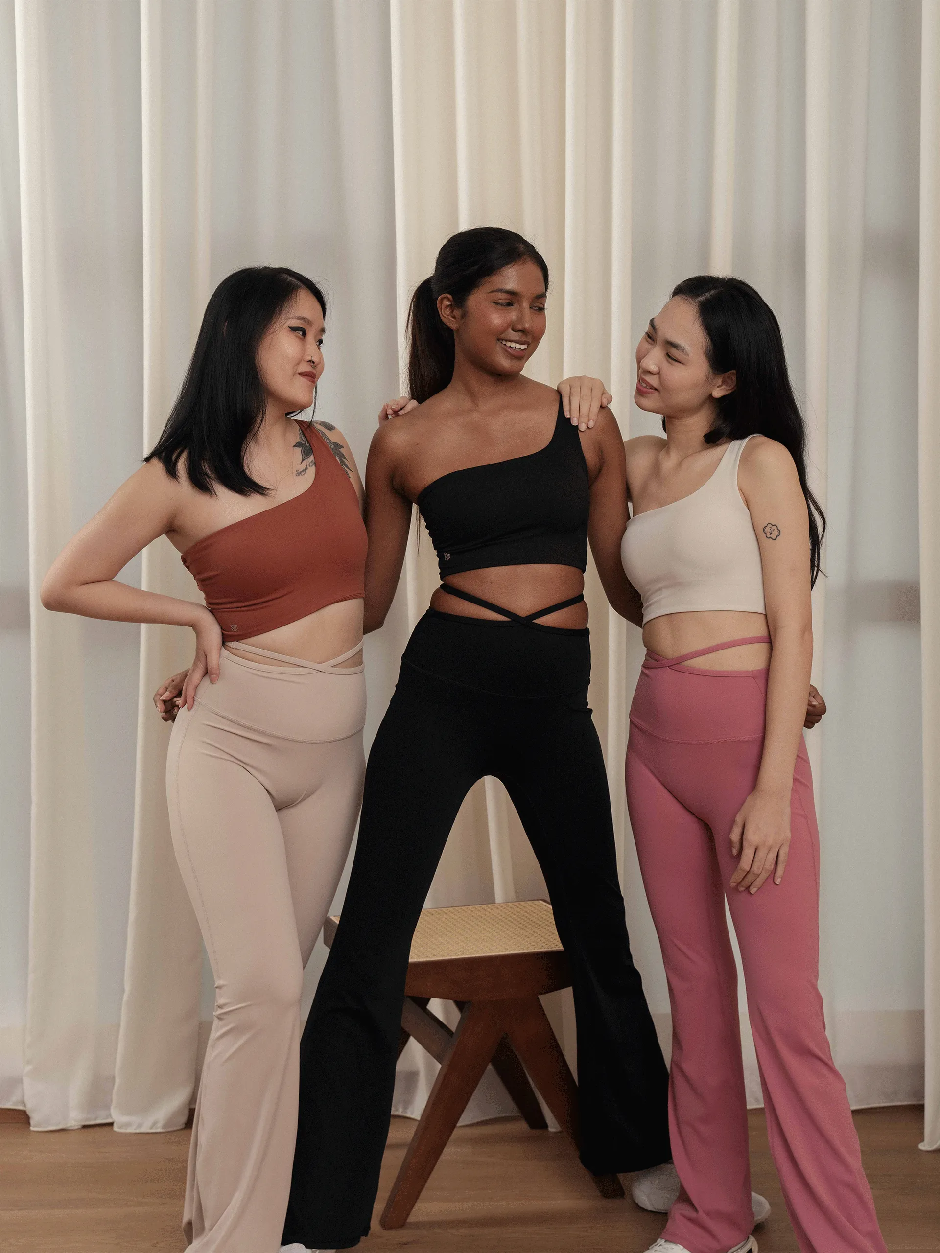 HEADERS-Event-1092-1_0002_HEADERS-Event-1126 Side-Straps-Asymmetrical-Bra