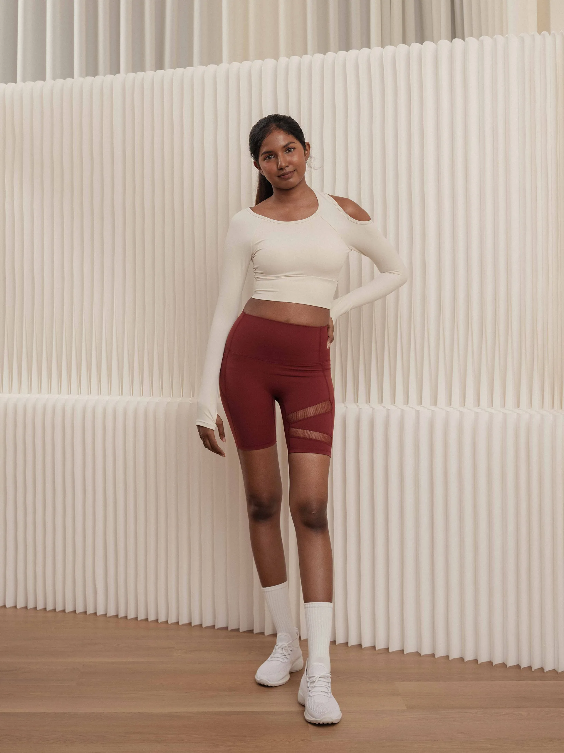 HEADERS Event 1840-1 Side-Scoop-Long-Sleeve-Bra