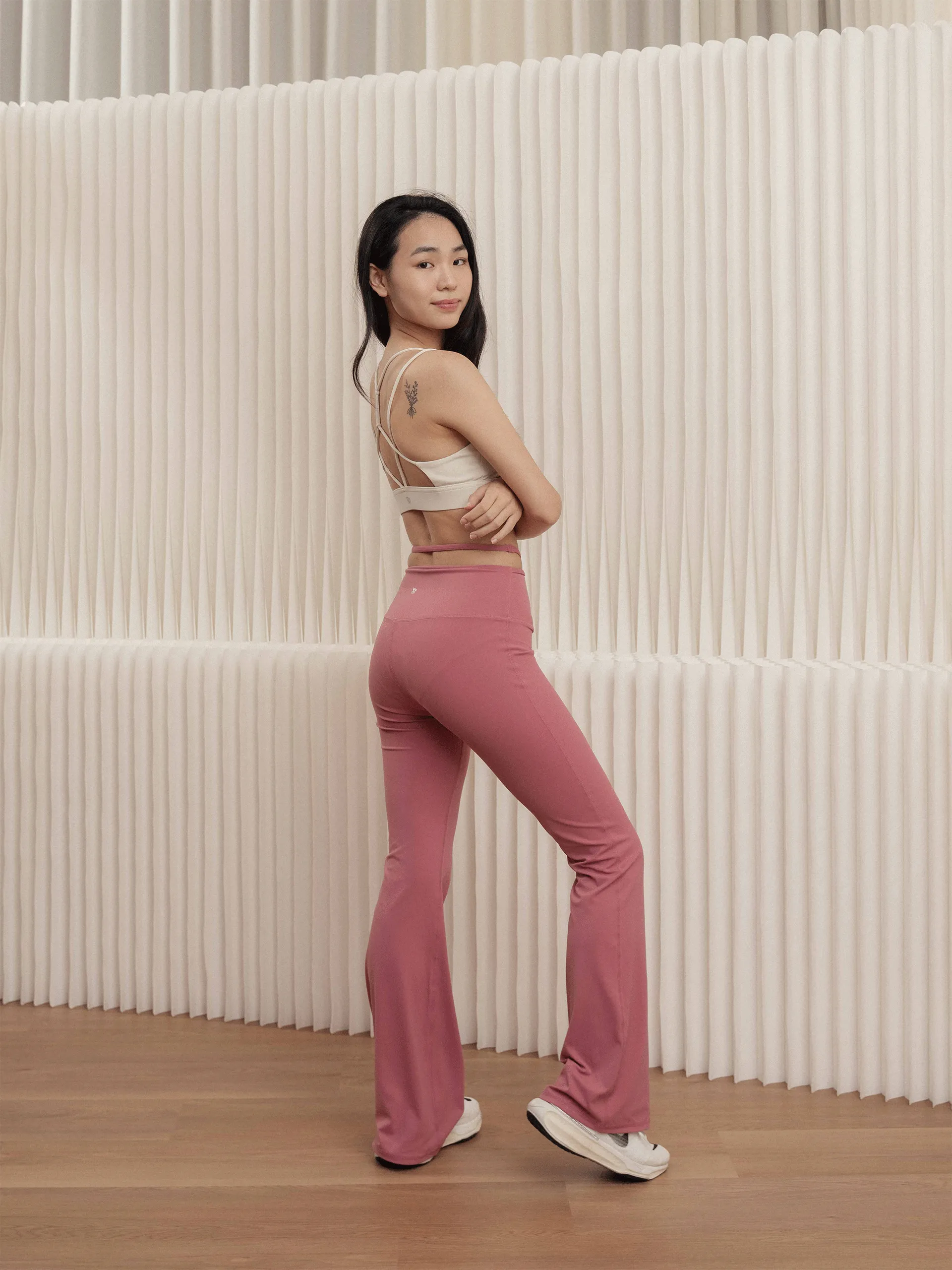 HEADERS-Event-1906-1_0005_HEADERS-Event-1924