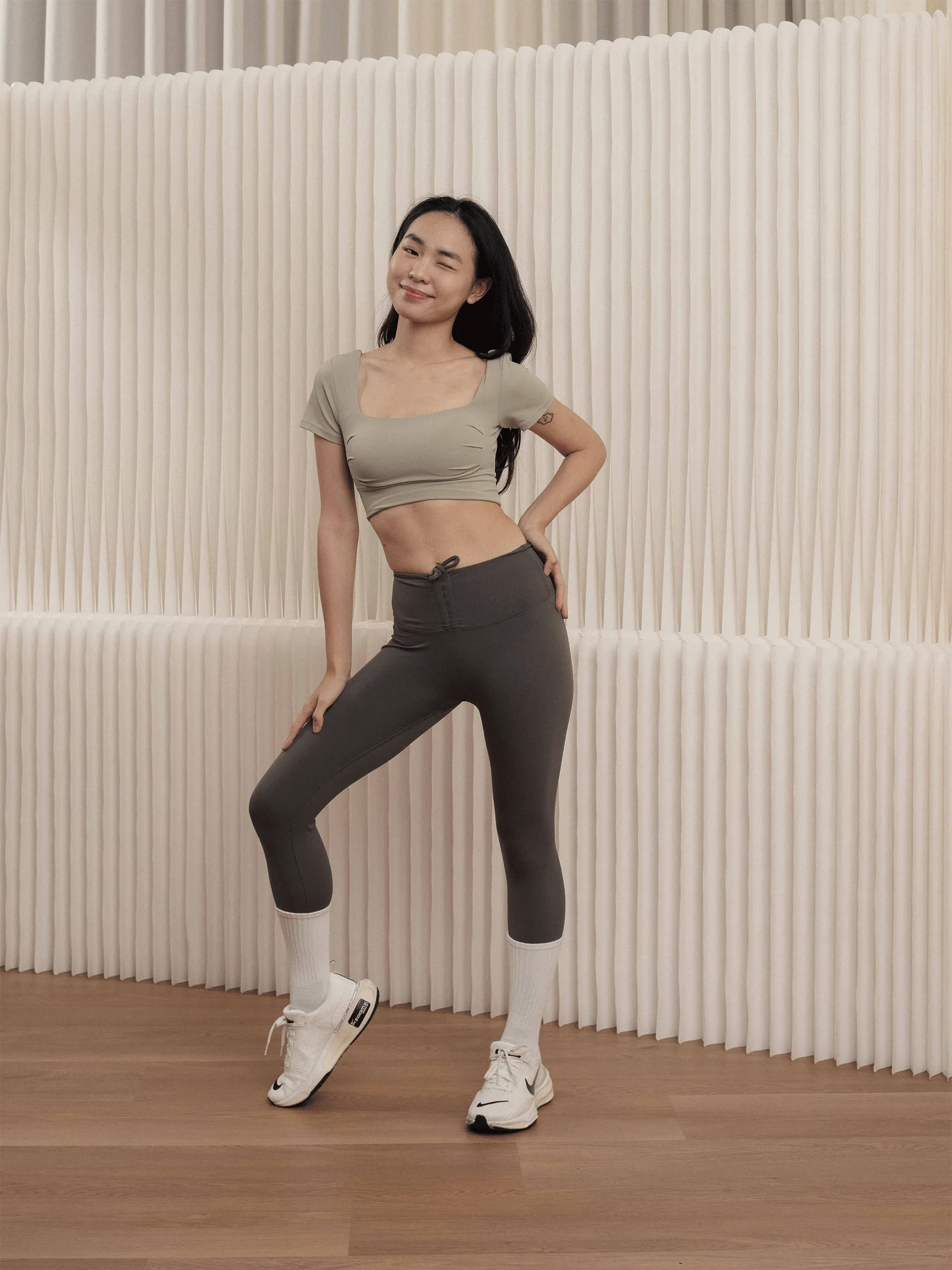 HEADERS-Event-2411-1_0015_HEADERS-Event-2464 V-Waist-Luxtreme-Ribbon-Tights