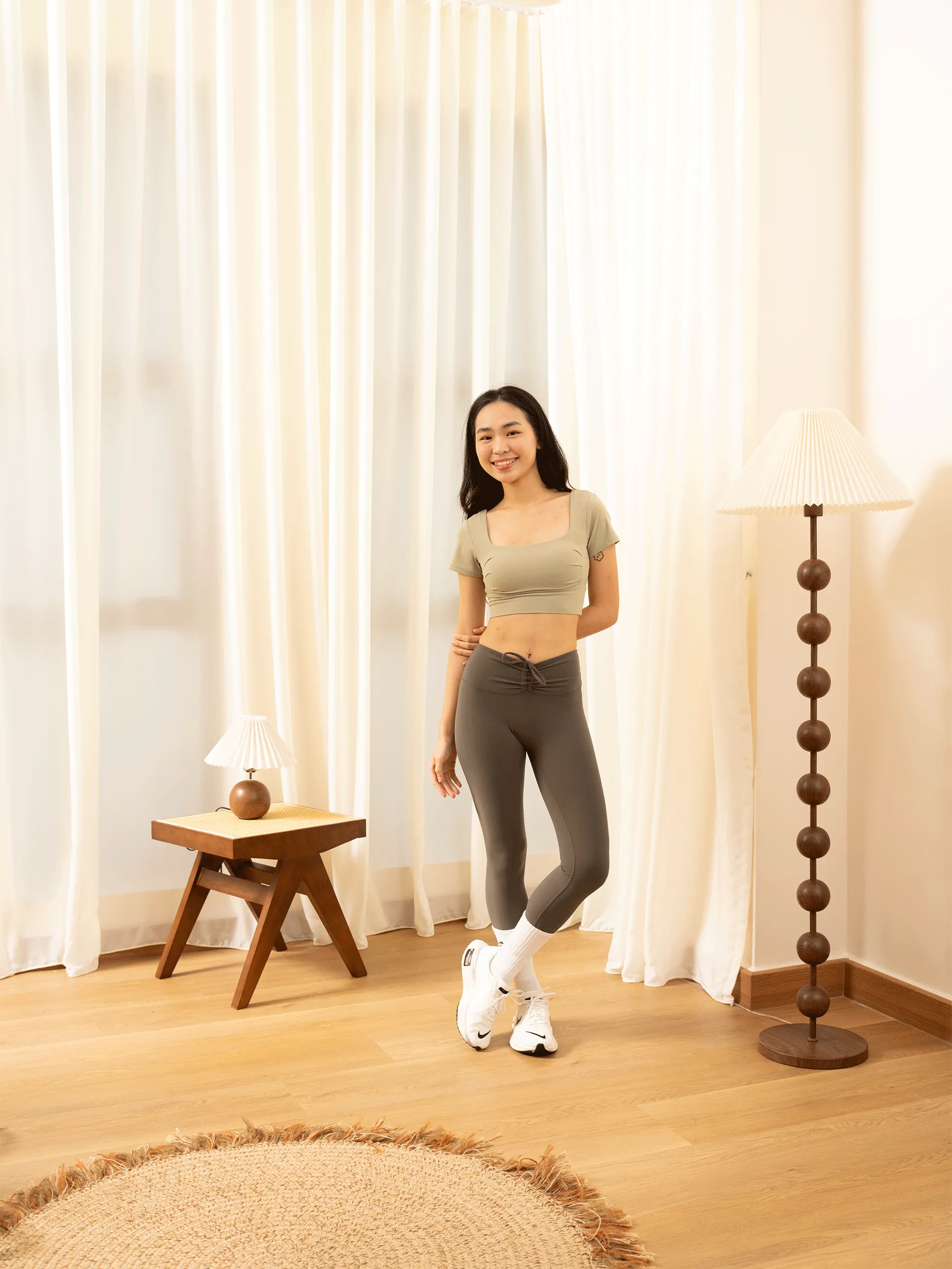 HEADERS-Event-663-1_0020_HEADERS-Event-680 V-Waist-Luxtreme-Ribbon-Tights